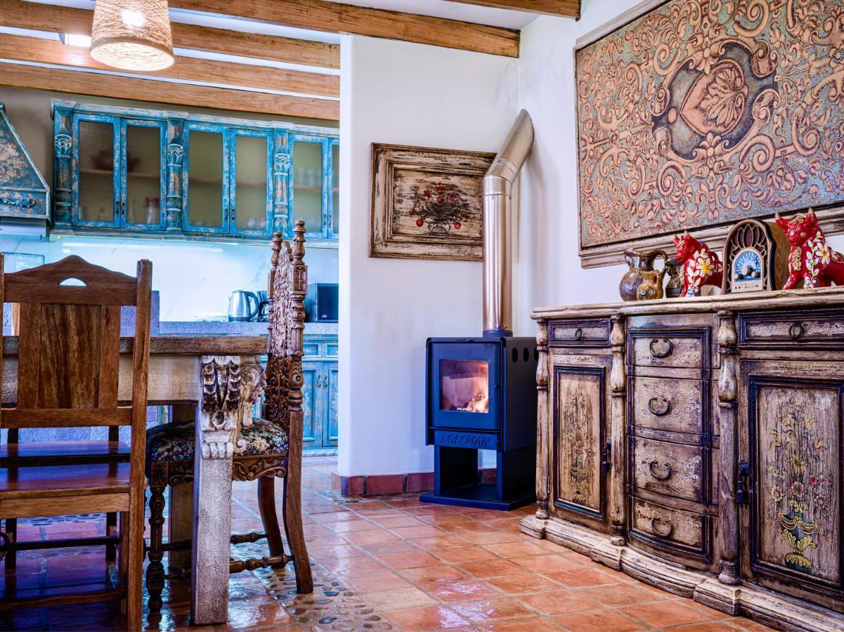 Apu Chicon Villa
