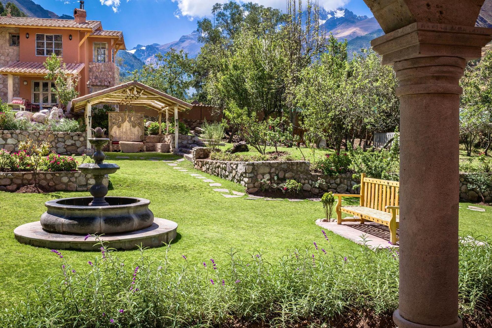 Apu Chicon * Urubamba